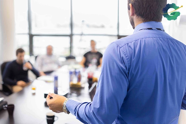 یک رهبر چه ویژگی هایی باید داشته باشد؟